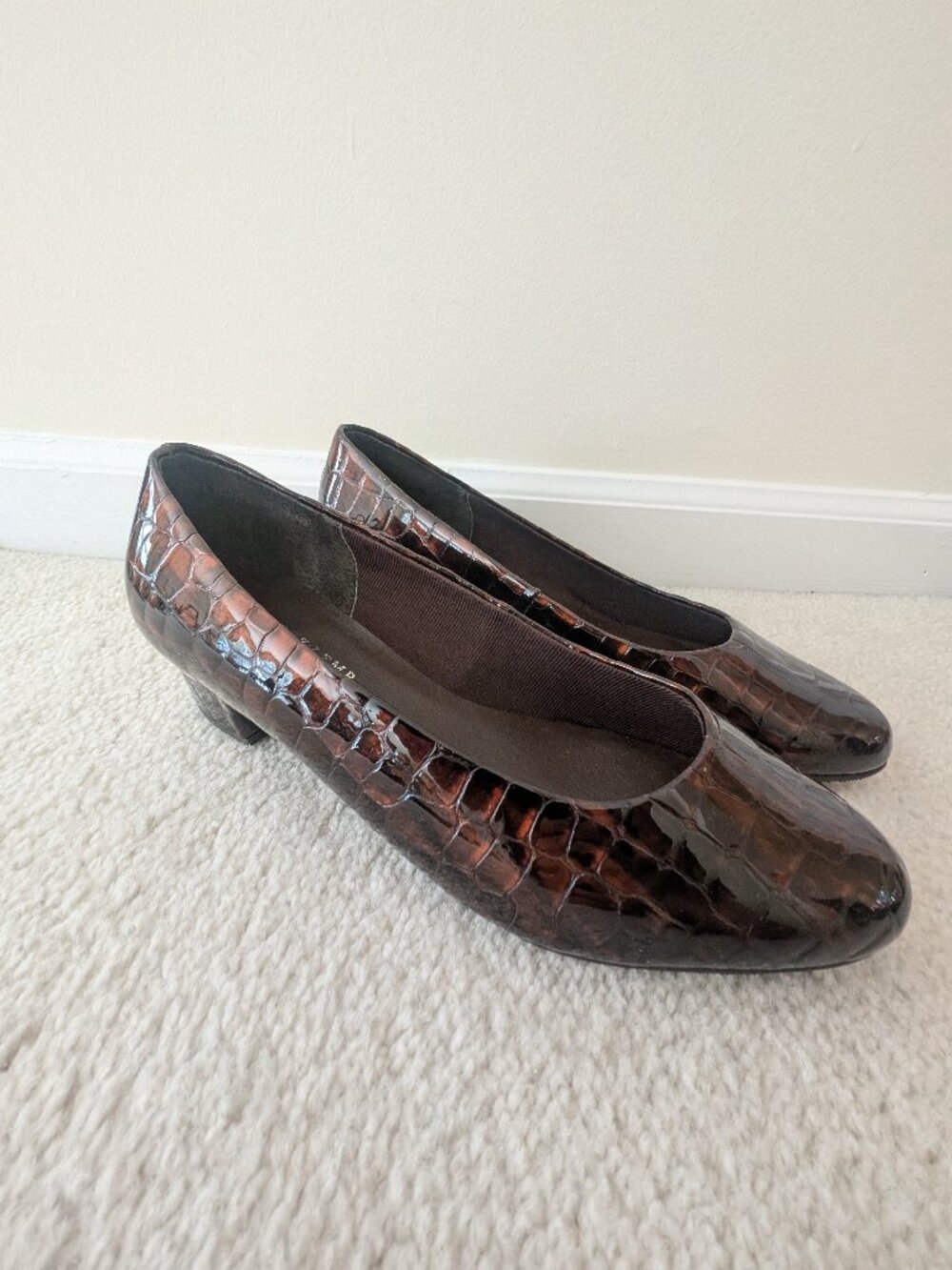 NWT Mark Lemp Classics by Walking Cradles